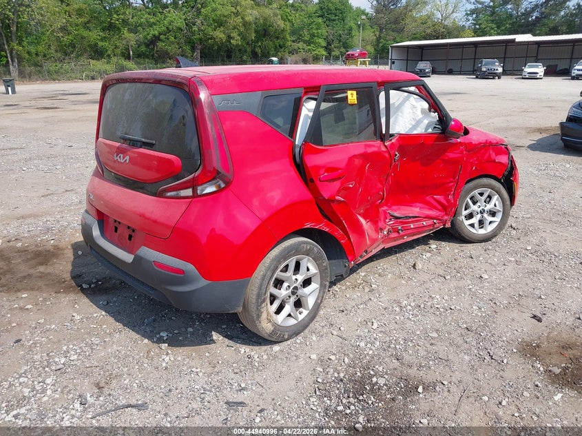 2022 KIA SOUL auction photo 4