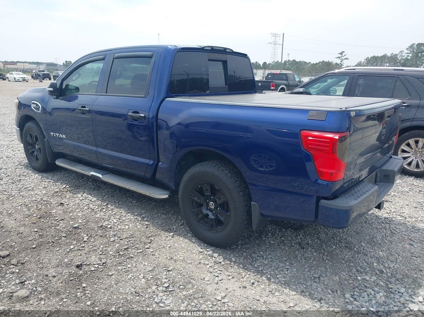 2017 Nissan Titan Sv