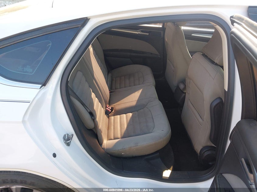 2015 FORD FUSION auction photo 8