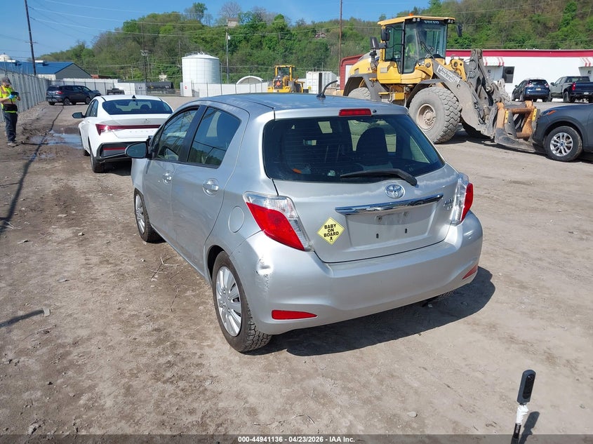 2013 Toyota Yaris Le