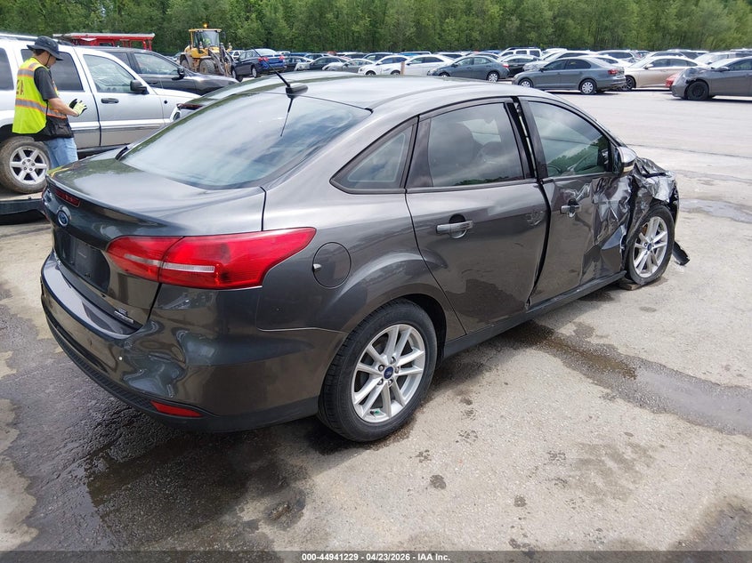 2016 FORD FOCUS auction photo 4