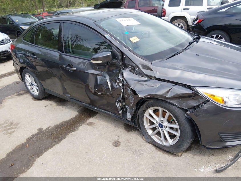 2016 FORD FOCUS auction photo 6