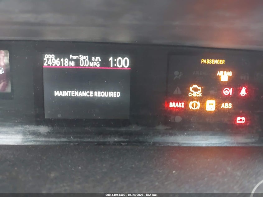 2015 TOYOTA PRIUS C auction photo 7