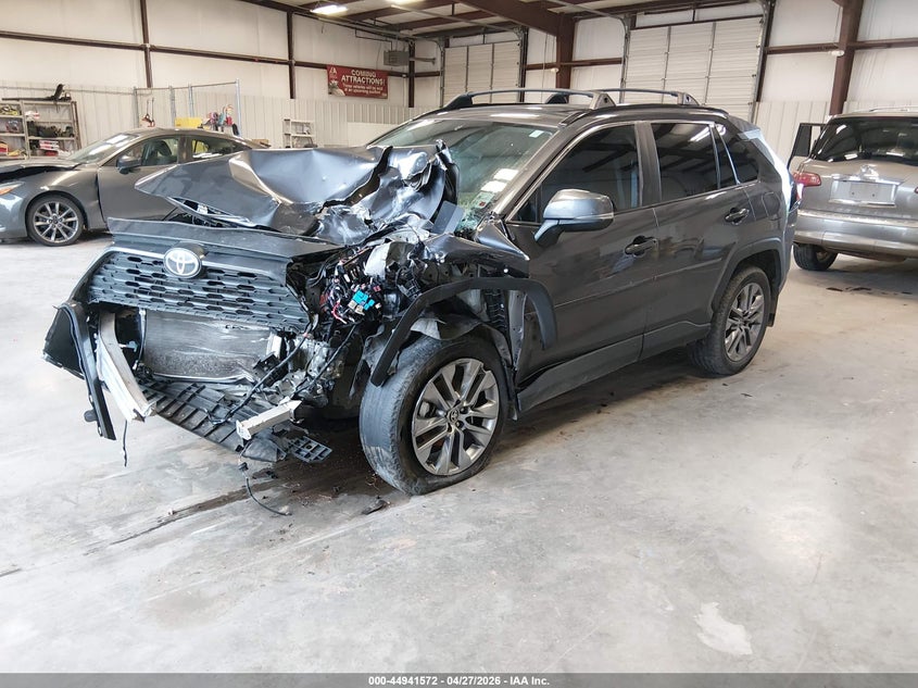 2024 Toyota Rav4 Xle Premium 2T3C1RFV6RC272046 photo 1