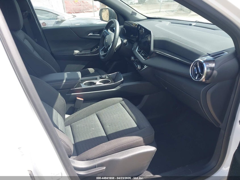 VIN 3GNAXHEG6TL325545 2026 CHEVROLET EQUINOX FWD LT