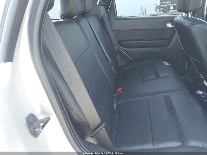 2010 FORD ESCAPE auction photo 8