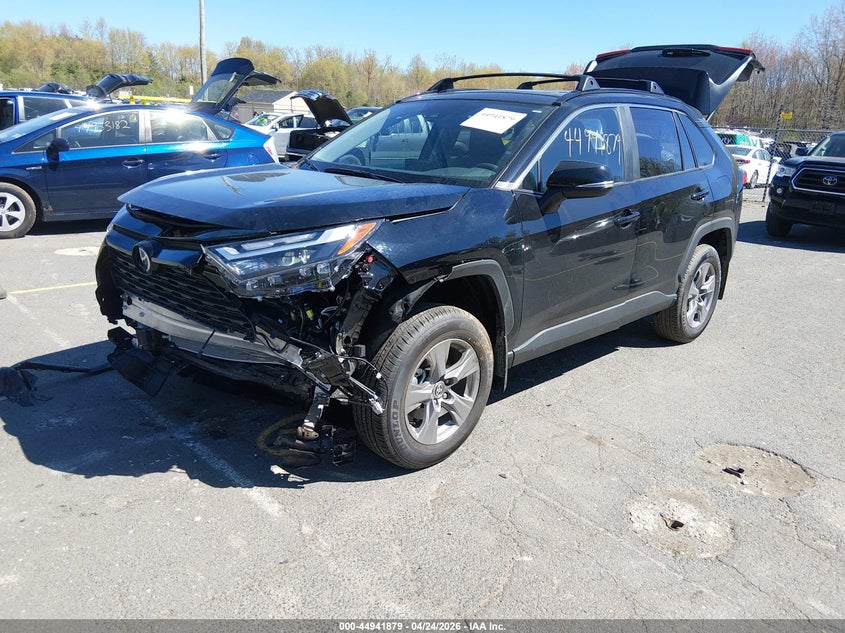 2T3P1RFV9SC576947 2025 Toyota Rav4 Xle photo 1