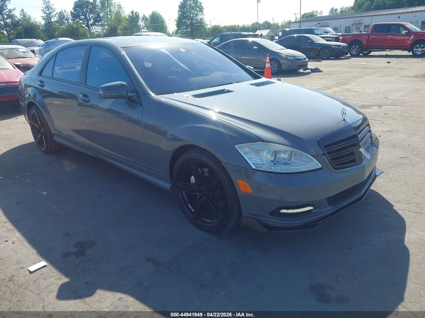 2010 Mercedes-Benz S 550