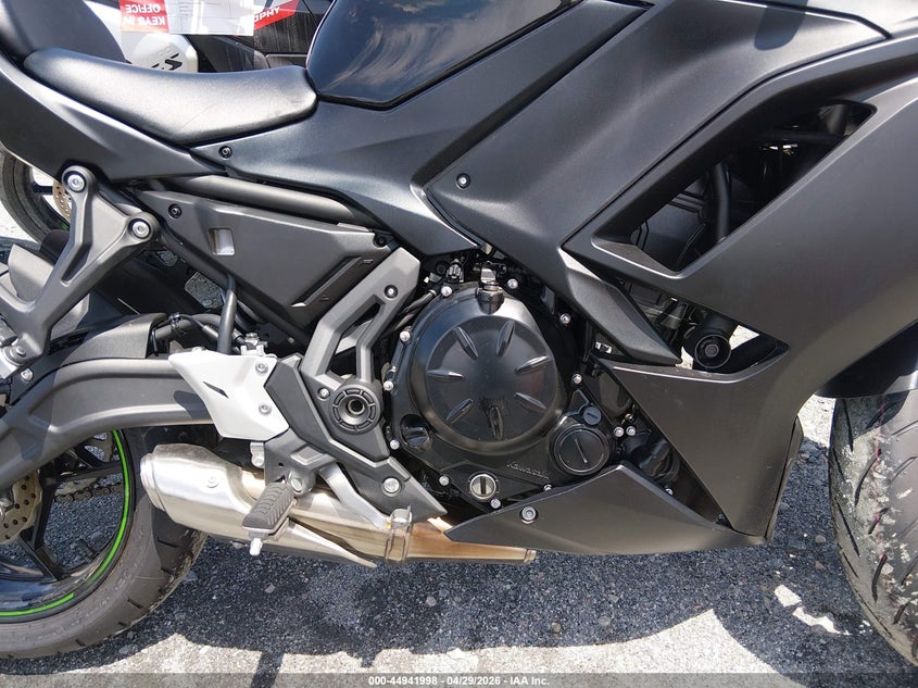 2025 Kawasaki Ex650 R VIN: ML5EXER12SDAD8540 Lot: 44941998