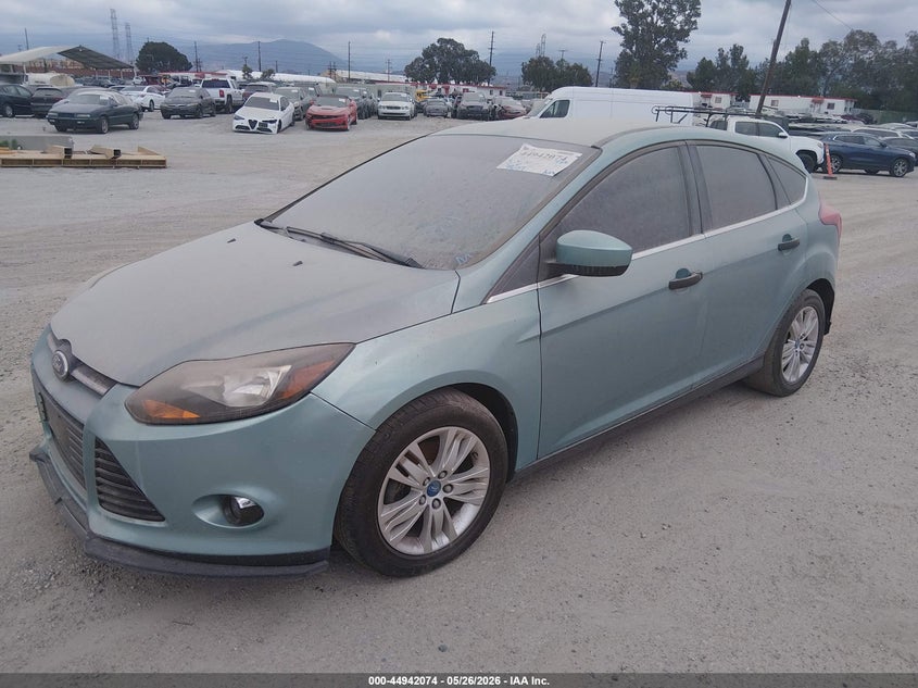 Vin: 1fahp3m27cl239744, lot: 45439470, ford focus sel 20122