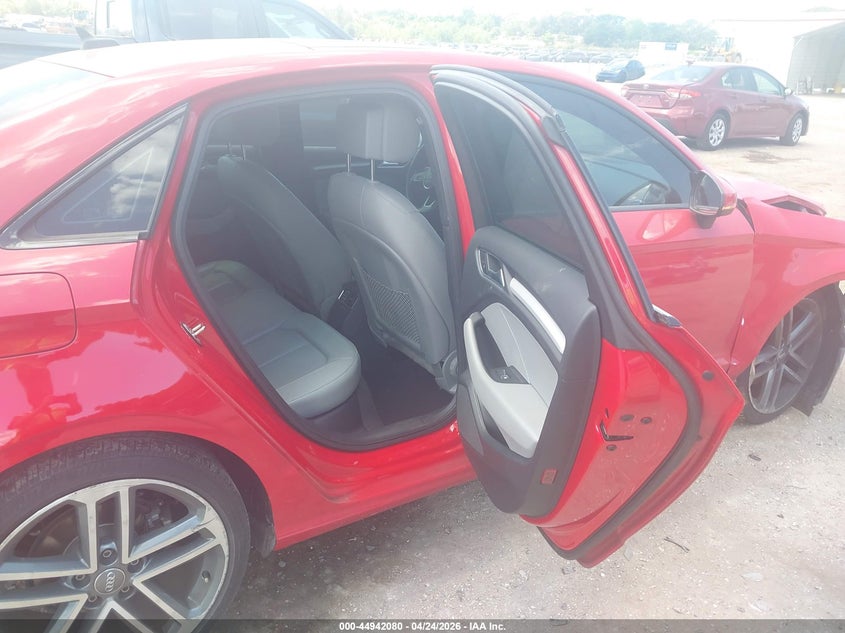 2019 Audi A3 40 Titanium Premium VIN: WAUAUGFF8KA097097 Lot: 44942080