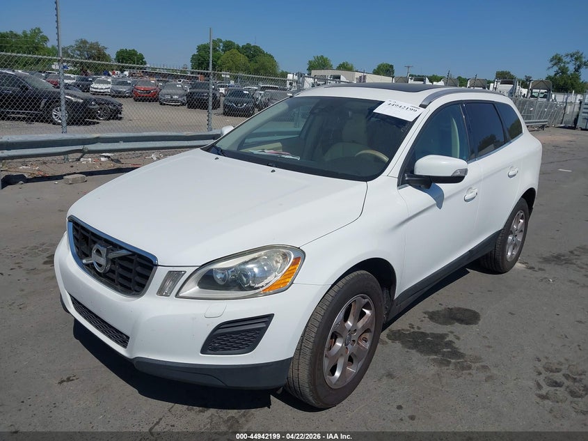 2013 Volvo Xc60 3.2/3.2 Platinum/3.2 Premier/3.2 Premier Plus