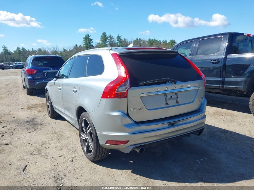 2017 Volvo Xc60 T6 R-Design VIN: YV449MRS2H2035185 Lot: 44942228