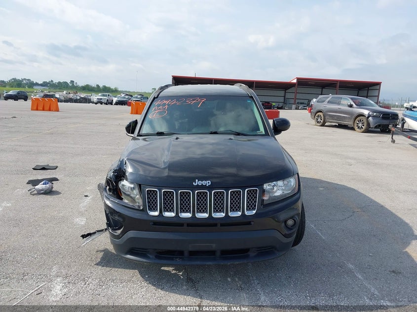 2016 Jeep Compass Latitude VIN: 1C4NJDEB8GD723084 Lot: 44942379