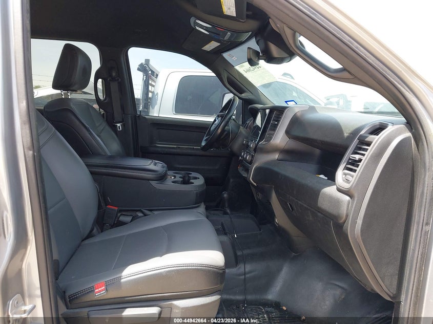2023 Ram 2500 Tradesman 4X4 8' Box