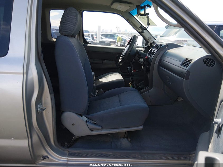 2002 Nissan Frontier Xe