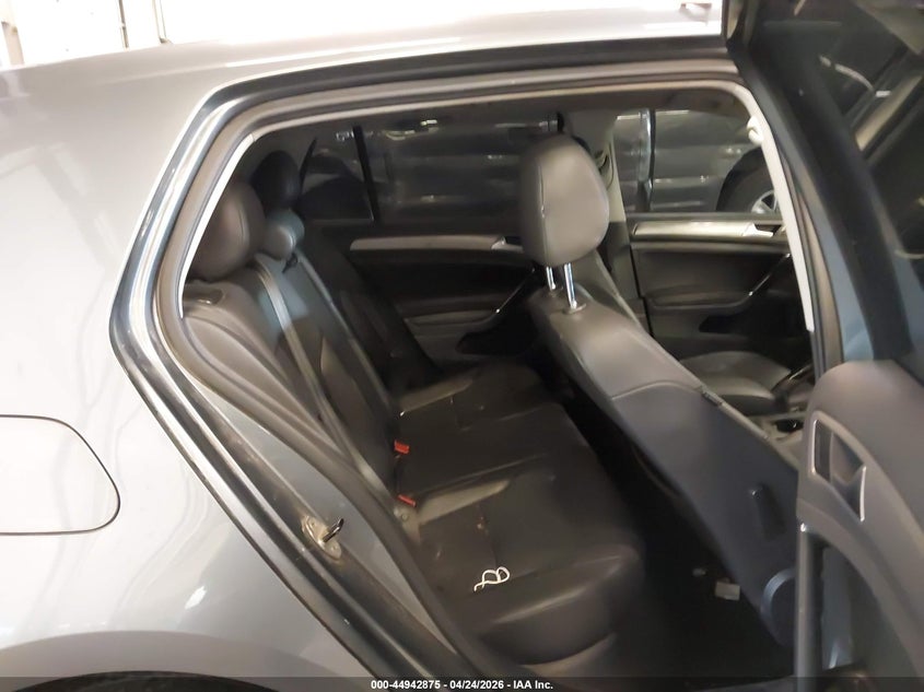 AtlanticExpress - Volkswagen Golf