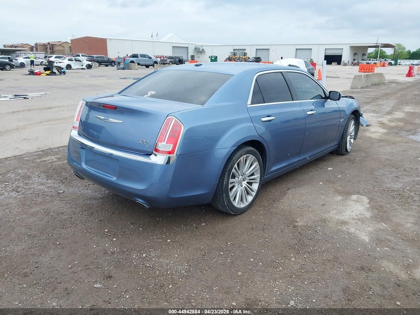 Vin: 2c3ca6ct1bh547509, lot: 45440280, chrysler 300c 20114