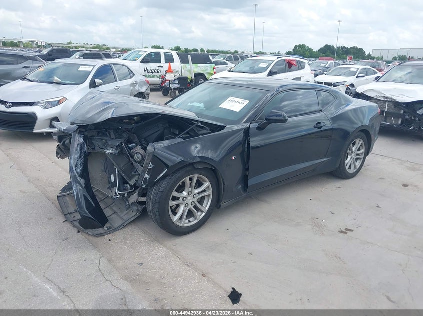 1G1FB1RX0M0135164 2021 Chevrolet Camaro Rwd  1ls photo 1