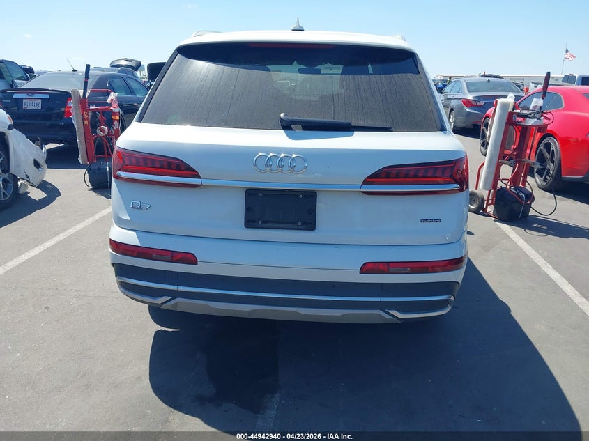 2021 Audi Q7 Premium 45 Tfsi Quattro Tiptronic VIN: WA1AJAF78MD013678 Lot: 44942940