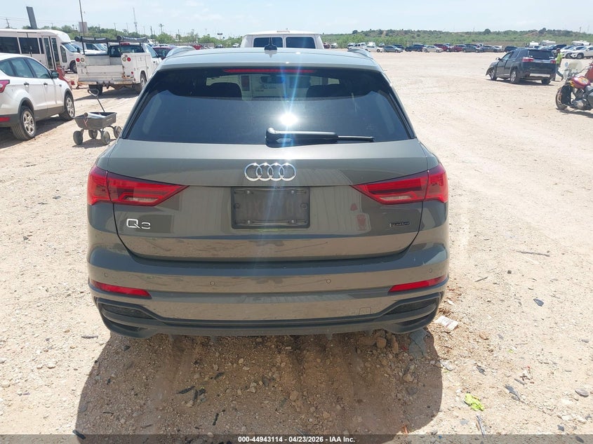 2025 Audi Q3 Premium 45 Tfsi S Line Quattro Tiptronic VIN: WA1DECF3XS1014047 Lot: 44943114