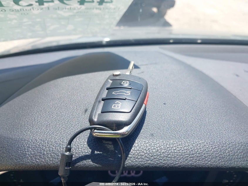 2025 Audi Q3 Premium 45 Tfsi S Line Quattro Tiptronic VIN: WA1DECF3XS1014047 Lot: 44943114