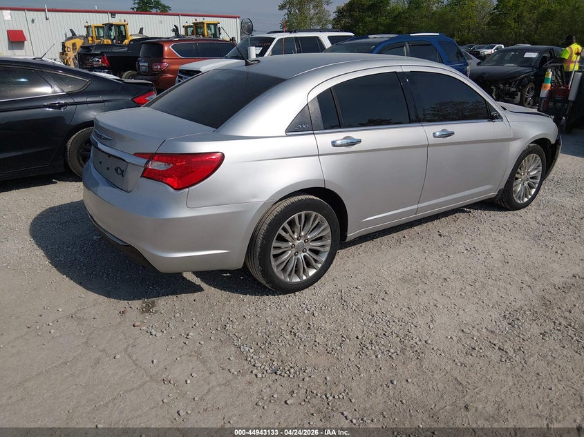 2011 Chrysler 200 2.4 Limited silver Lot 111044943133 Vin 1C3BC2FB7BN531288