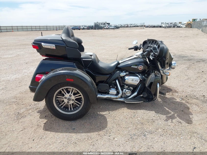 2022 Harley-Davidson Flhtcutg VIN: 1HD1MAF16NB856265 Lot: 44943151