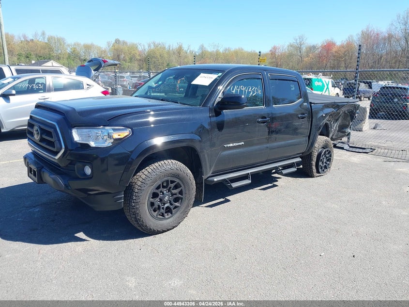 VIN 3TYCZ5ANXNT070897 2022 TOYOTA TACOMA SR5 V6