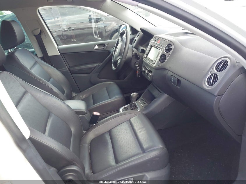 2011 Volkswagen Tiguan Se