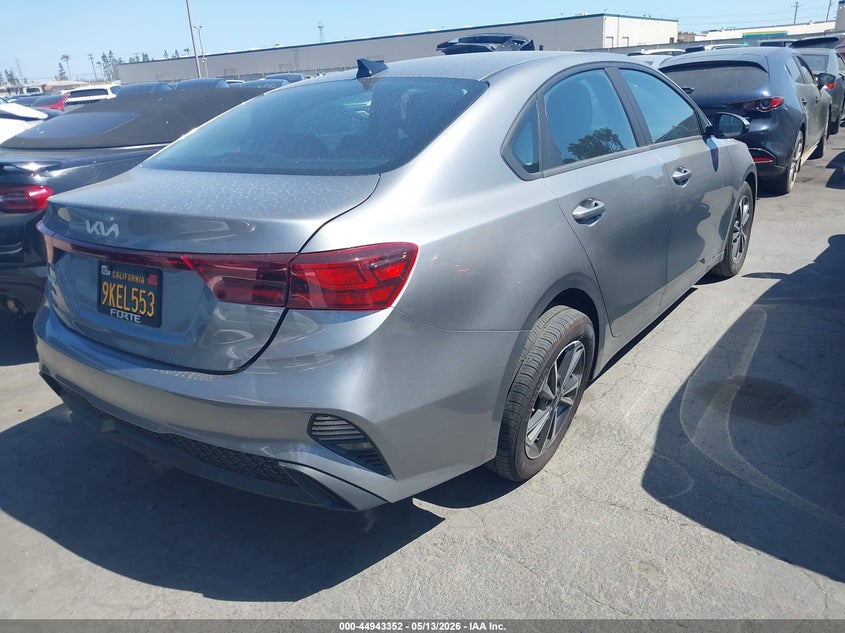 VIN 3KPF24AD3RE716148 2024 KIA FORTE LXS
