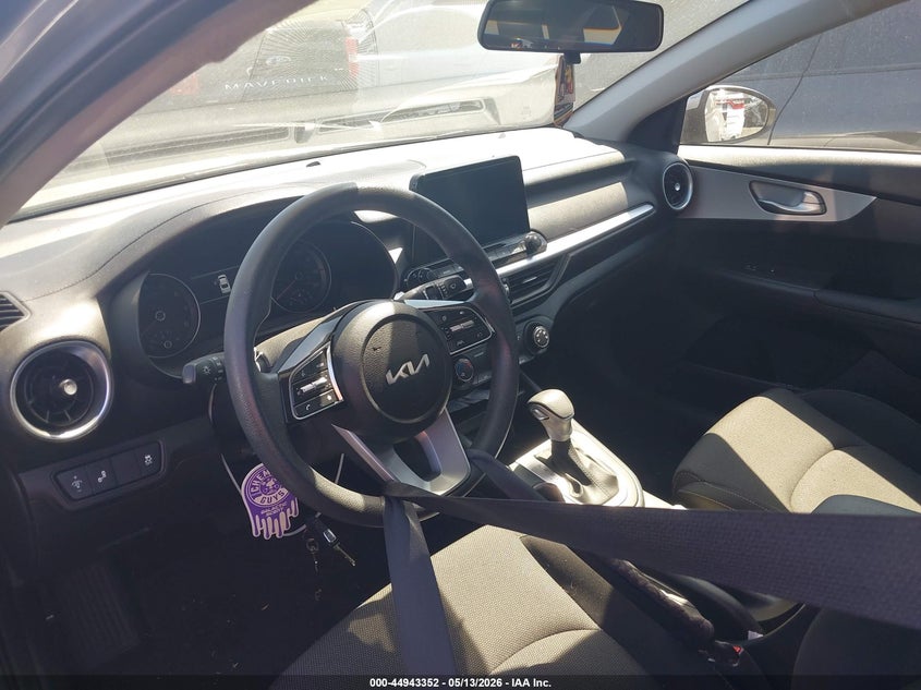 VIN 3KPF24AD3RE716148 2024 KIA FORTE LXS