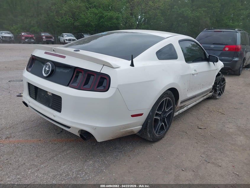 2013 Ford Mustang V6 Premium