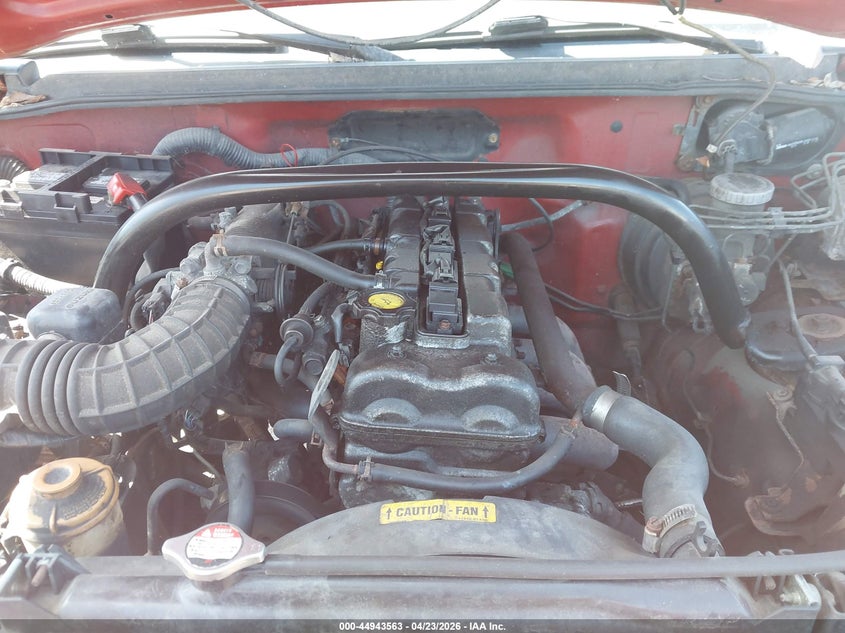 2000 Chevrolet Tracker VIN: 2CNBJ18C8Y6943570 Lot: 44943563