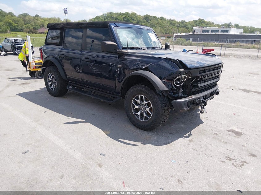 2021 FORD BRONCO