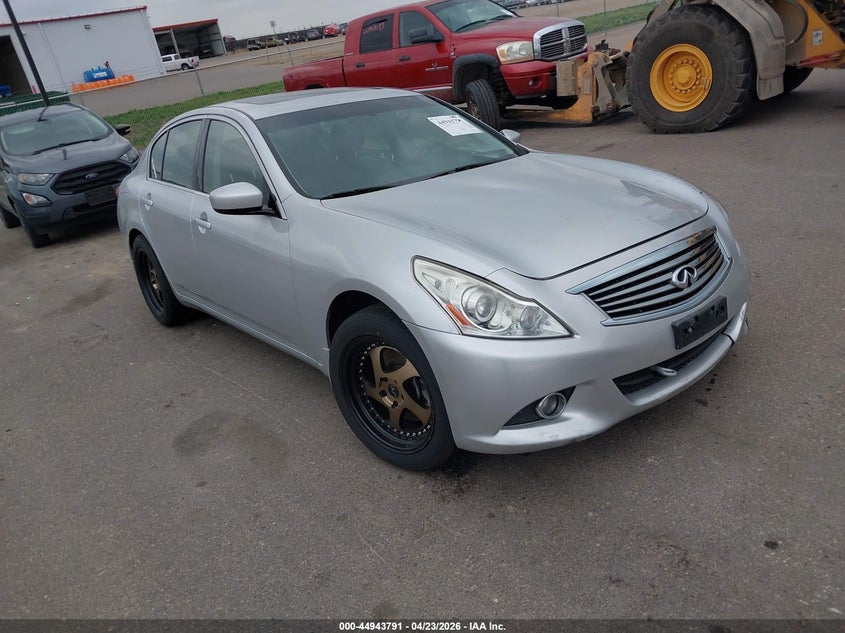 2013 Infiniti G37X