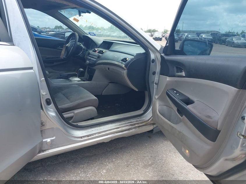 2012 Honda Accord 2.4 2.4 Lx-P silver Lot 111044943889 Vin 1HGCP2F49CA201782