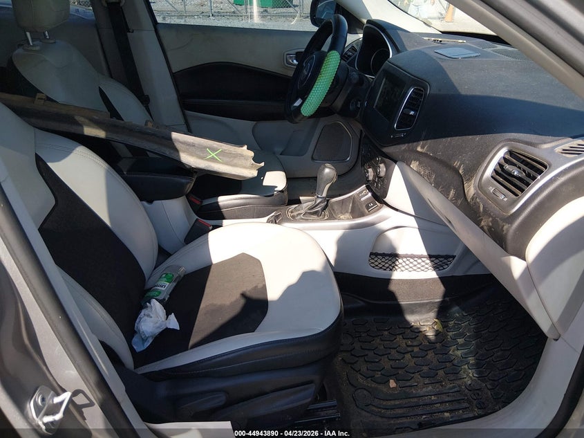 2018 JEEP COMPASS auction photo 5
