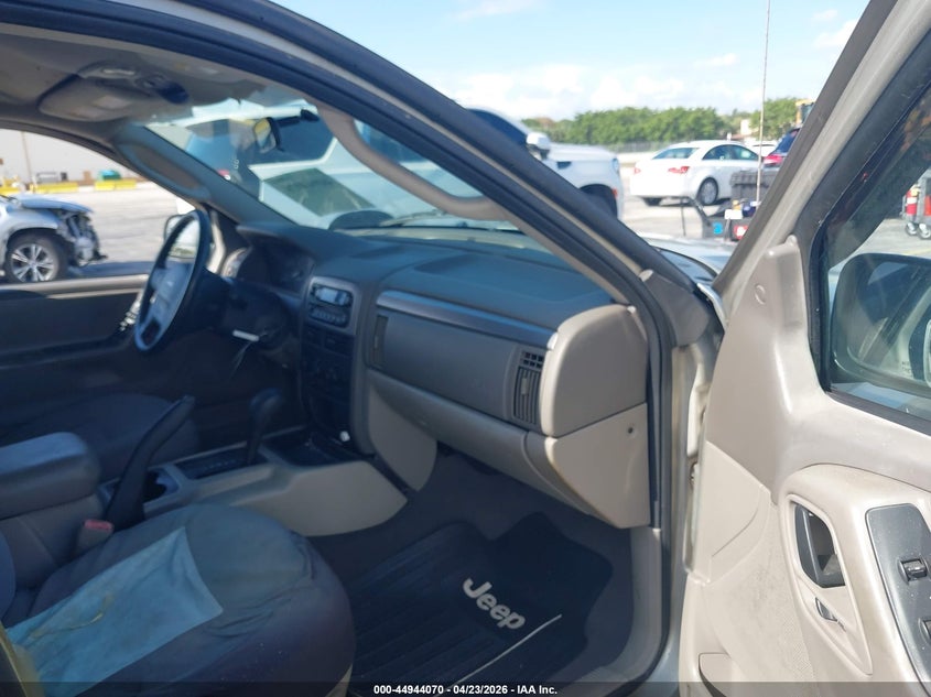 2003 Jeep Grand Cherokee Laredo