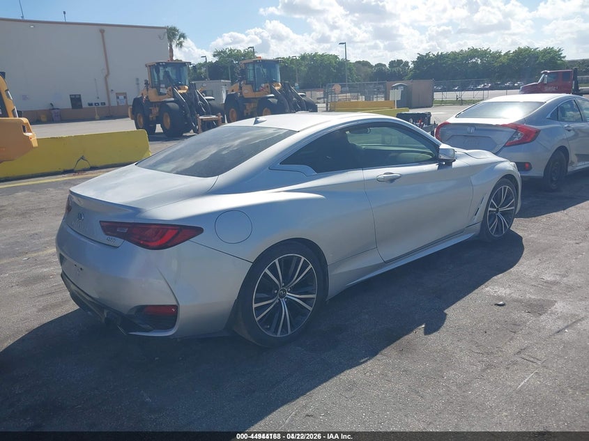 2020 Infiniti Q60 Luxe