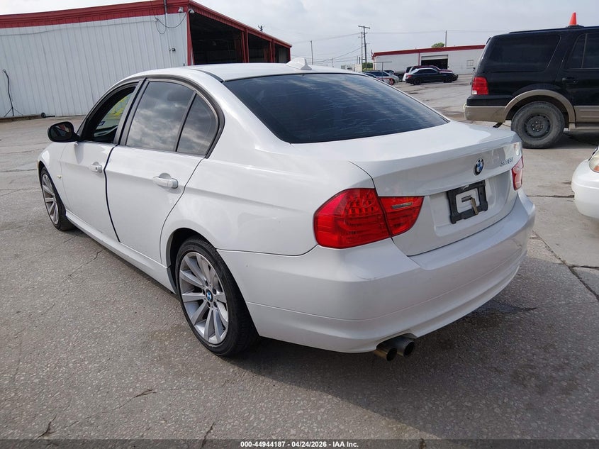 Vin: wbaph5c54ba444553, lot: 45441583, bmw 328i 20113