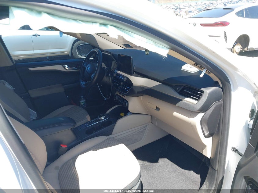 VIN 1FMCU9BZ2LUC60698 2020 FORD ESCAPE SE SPORT HYBRID