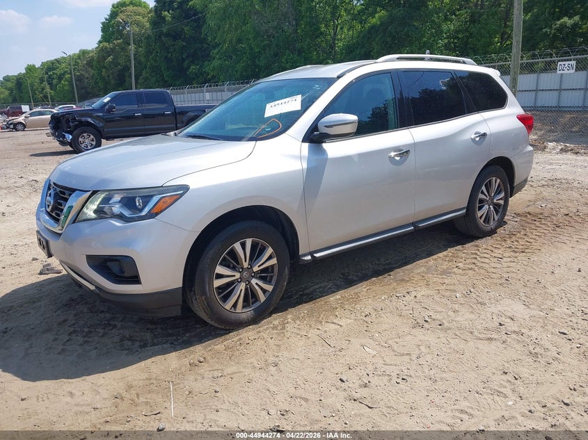 2017 Nissan Pathfinder S