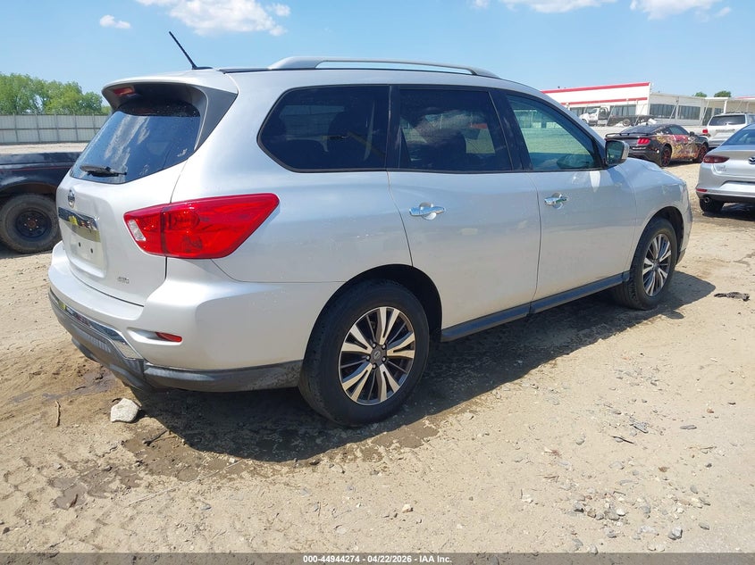 2017 Nissan Pathfinder S