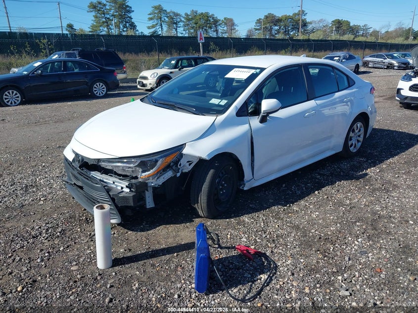 2025 Toyota Corolla Le 5YFB4MDEXSP356832 photo 1