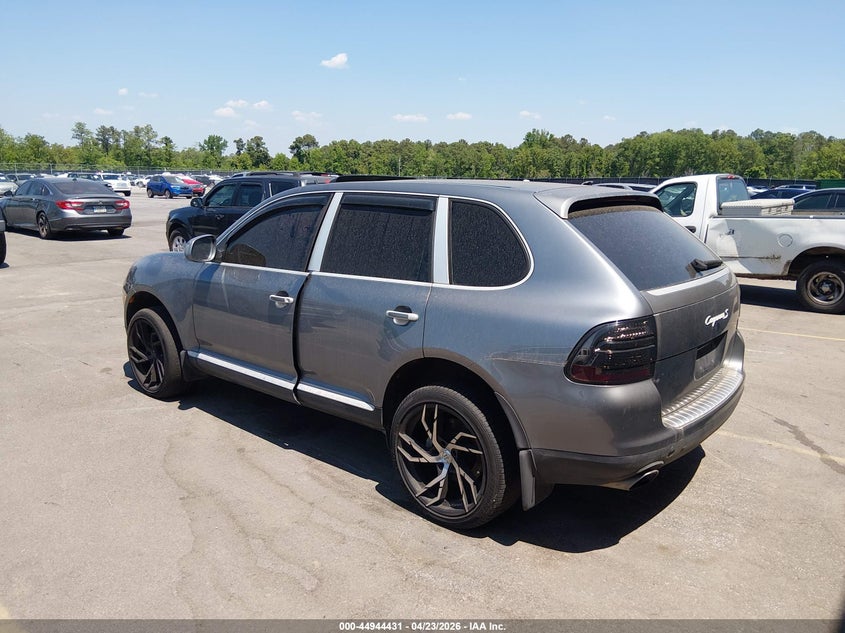2004 Porsche Cayenne S