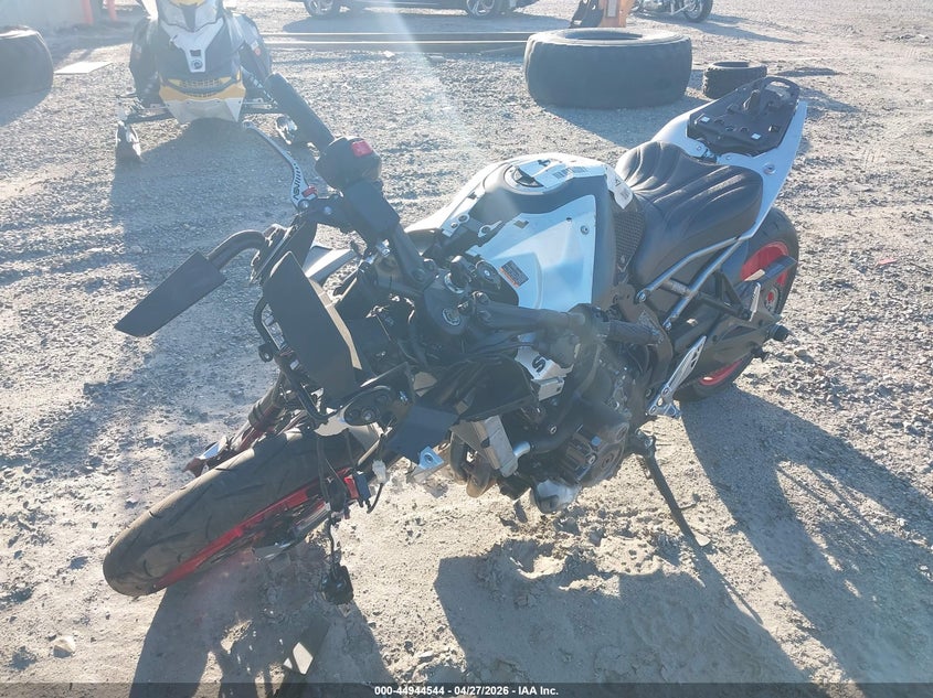 2024 SUZUKI GSX800 auction photo 2
