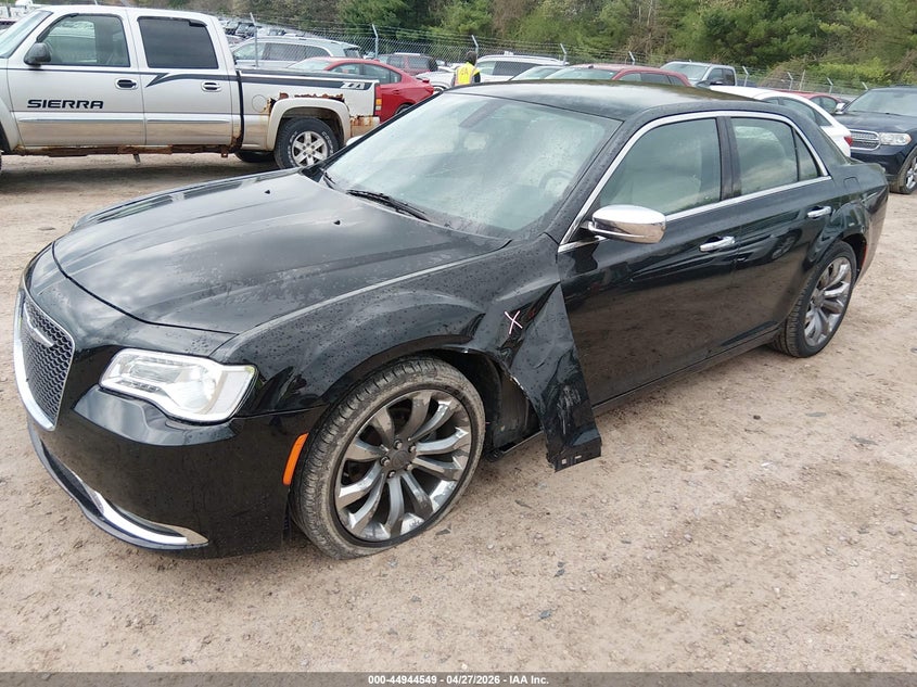 2018 CHRYSLER 300 auction photo 2