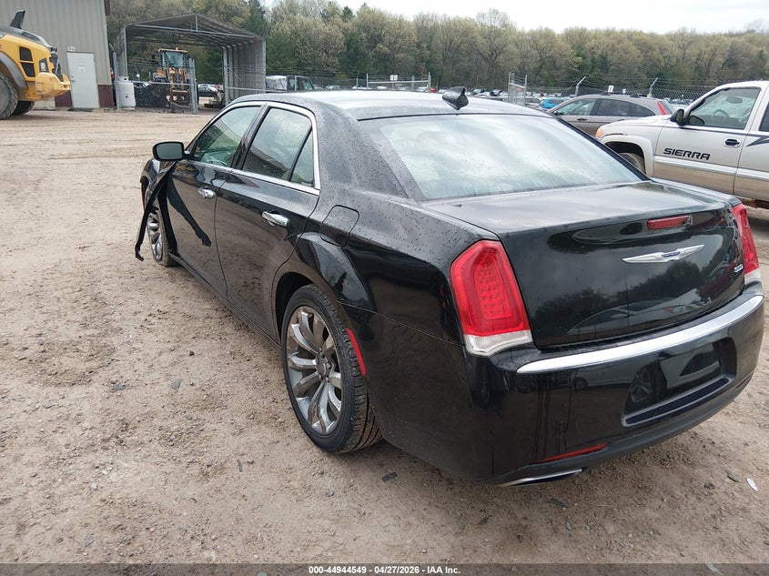 2018 CHRYSLER 300 auction photo 3