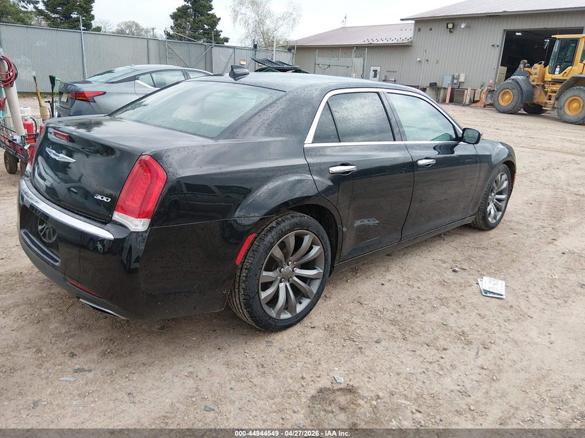2018 CHRYSLER 300 auction photo 4